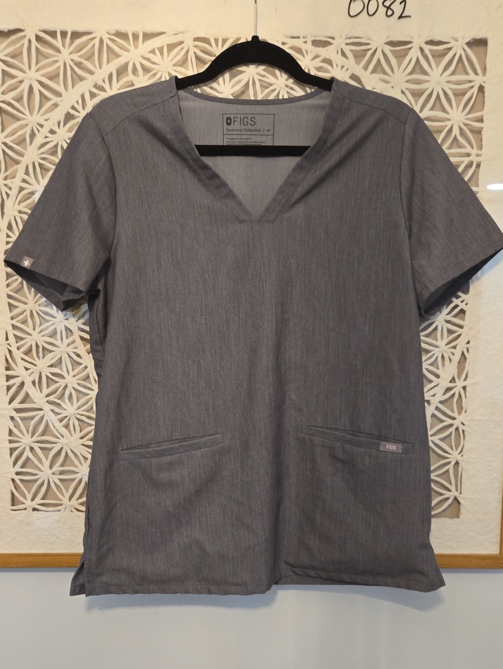 FIGS Catarina Scrub Top Graphite Size M